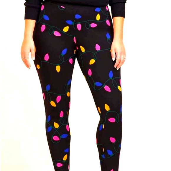 ❤️NWT VINTAGE TORRID LEGGING - CHRISTMAS HOLIDAY LIGHTS FULL LENGTH - PLUS SIZE - Picture 8 of 12